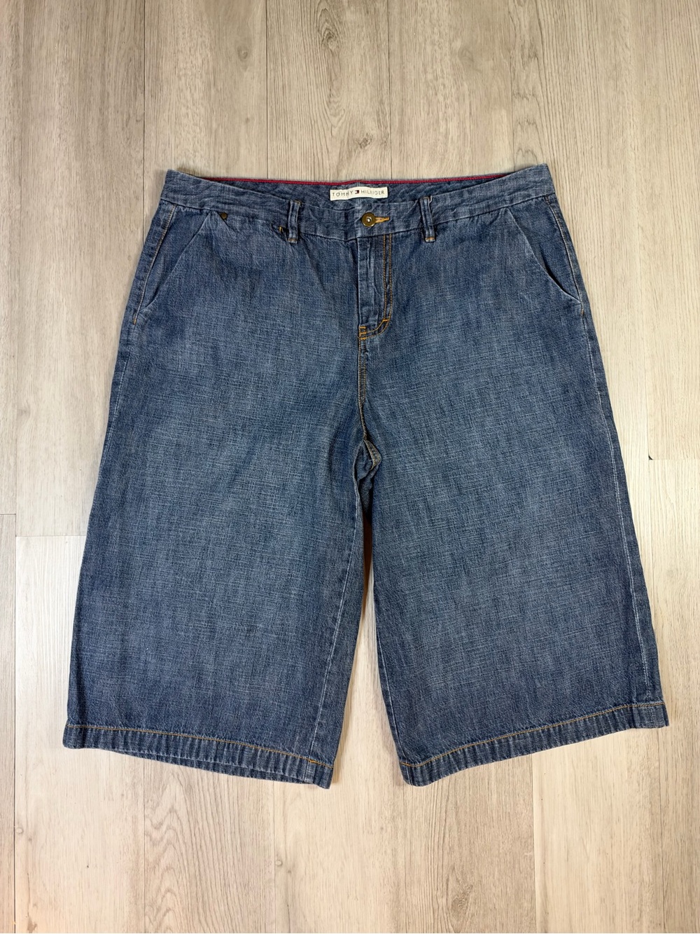 Vintage Y2K Tommy Hilfiger Women’s Blue Denim Bermuda Shorts Wide Leg Size 16